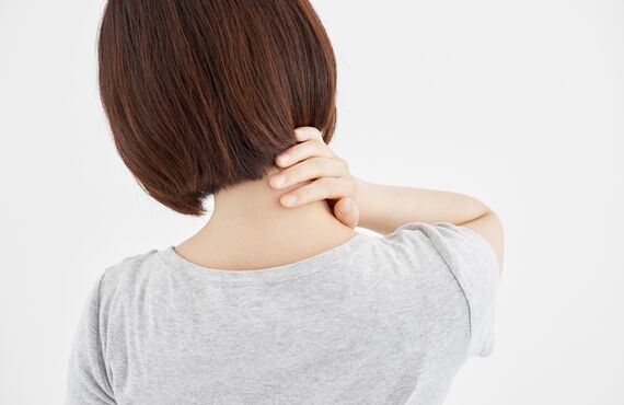首、肩の凝り（患者様の声　女性　32歳）｜(南柏)南柏カイロプラクティック